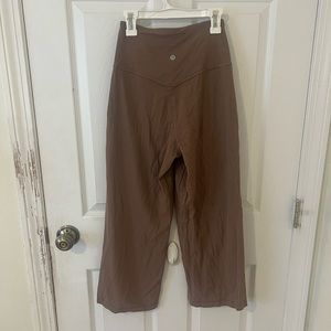 Lululemon align wide leg pant size 4 cropped